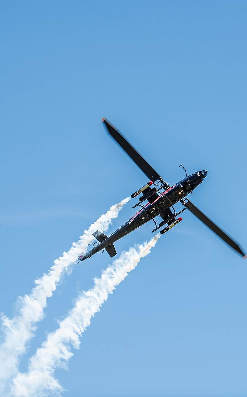N11FX - Helicopter