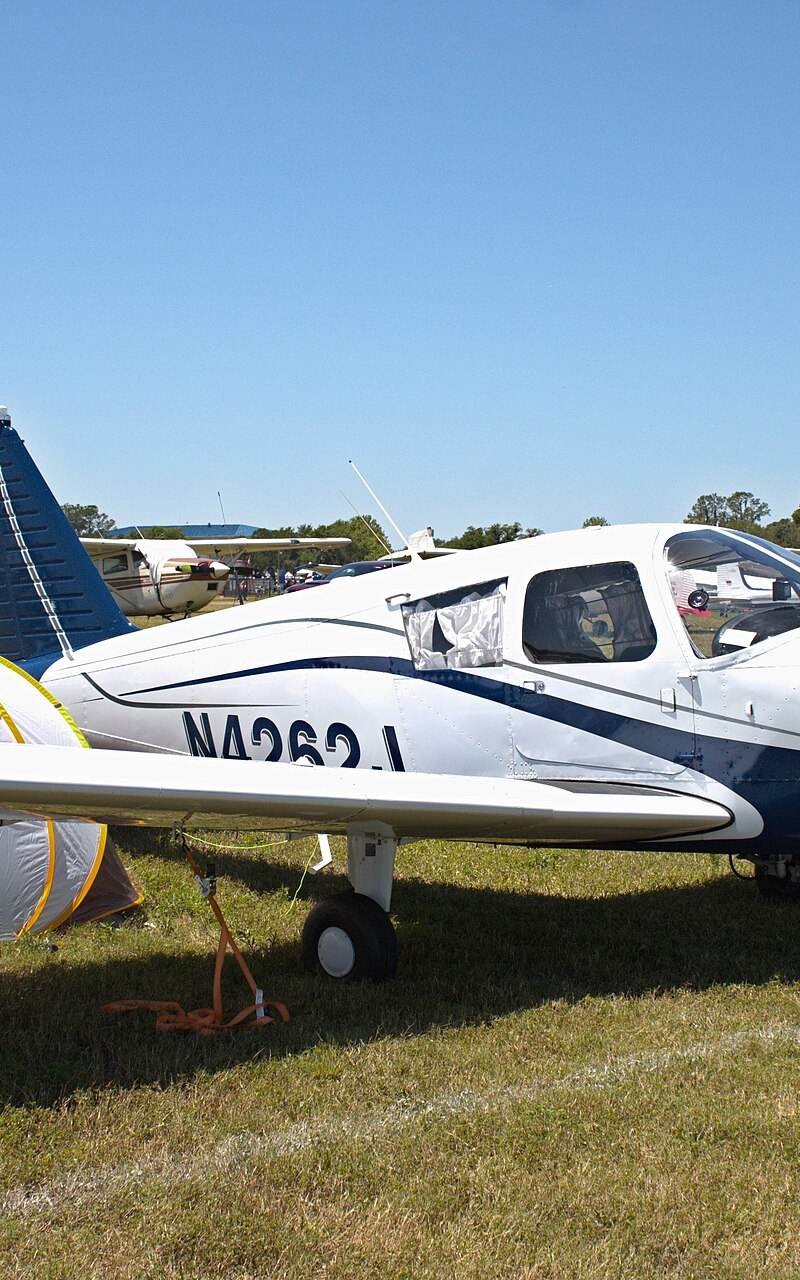 N4262J - Single-engine aircraft