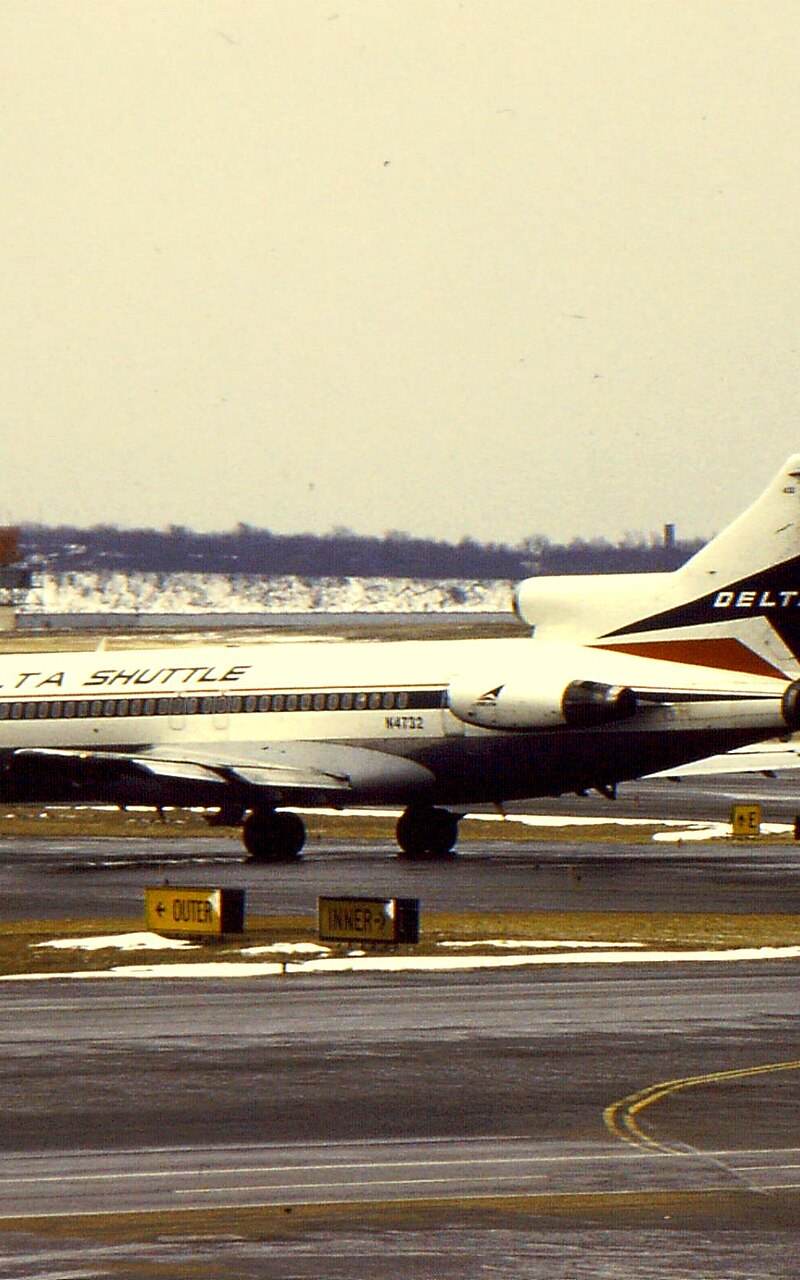 N4732 - Aircraft