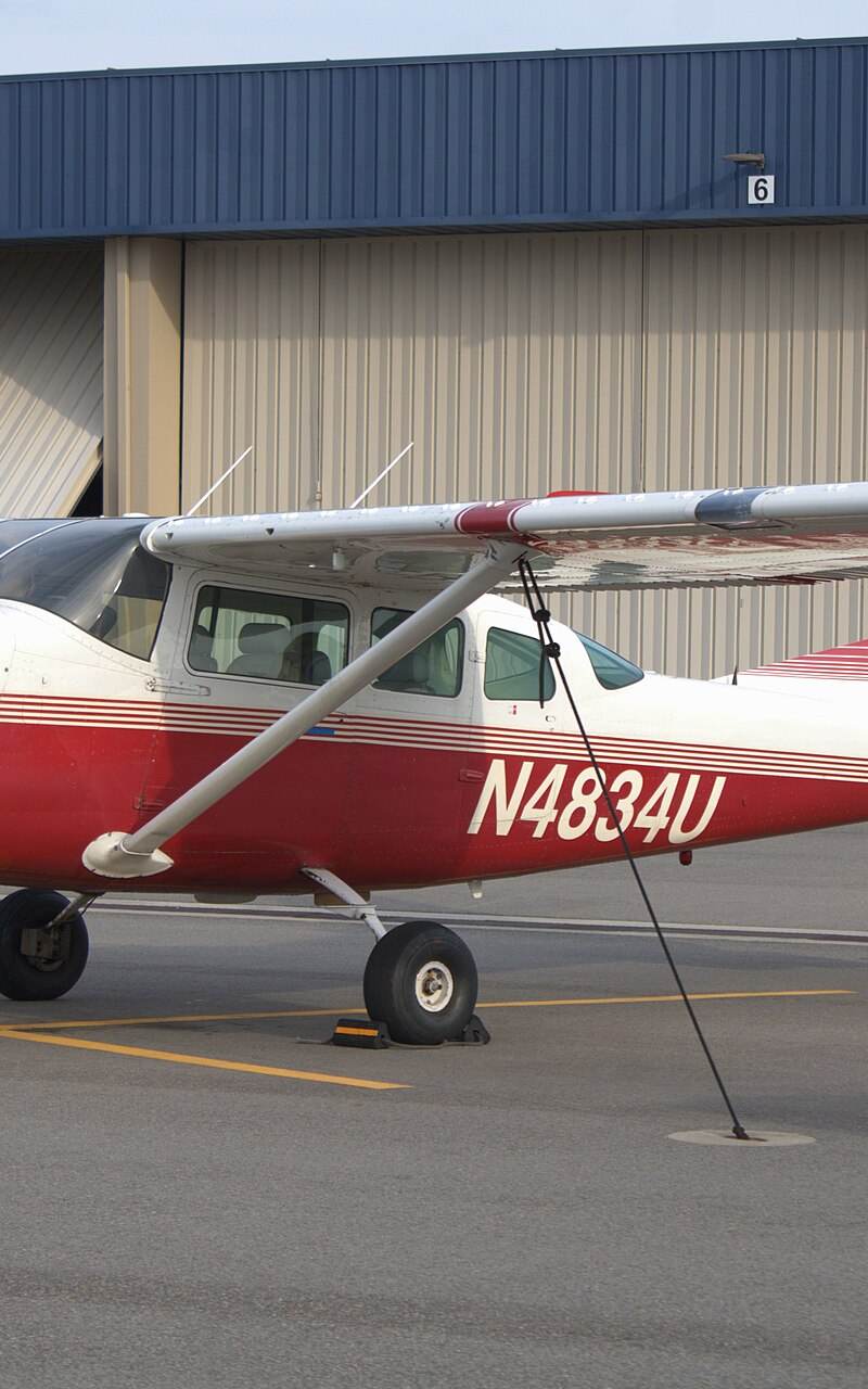 N4834U - Single-engine aircraft