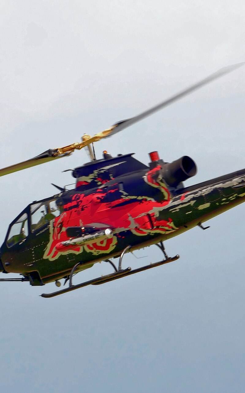 N11FX - Helicopter