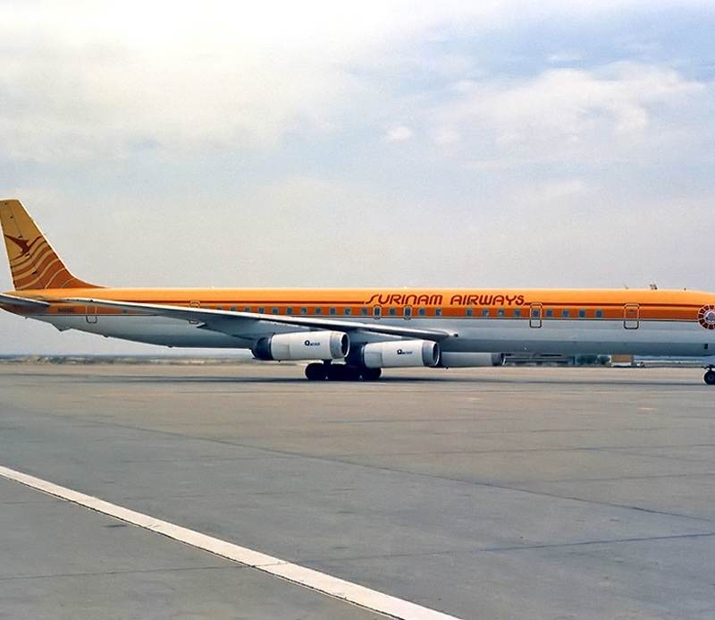 N4935C - Aircraft