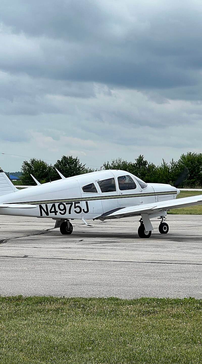 N4975J - Single-engine aircraft