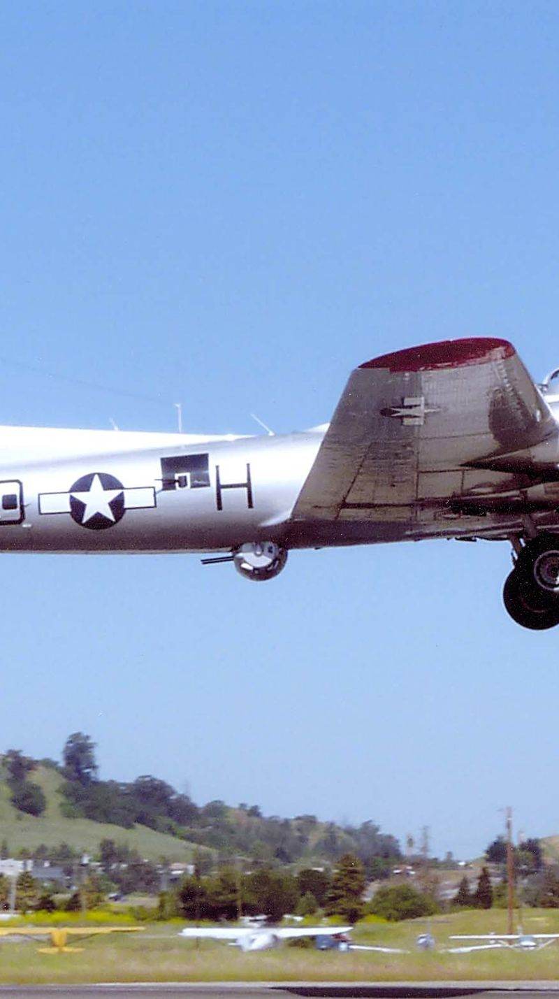  - Aircraft
