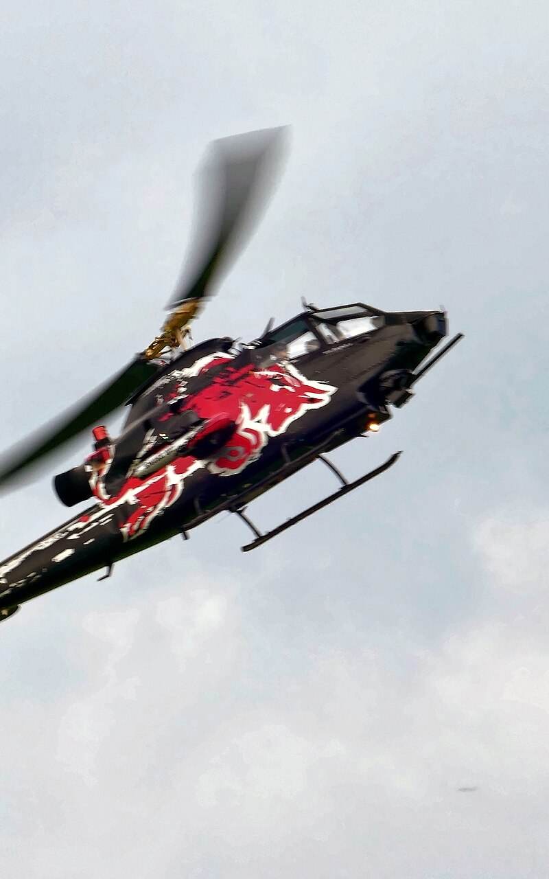 N11FX - Helicopter