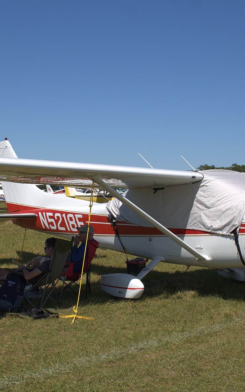 N5218E - Single-engine aircraft