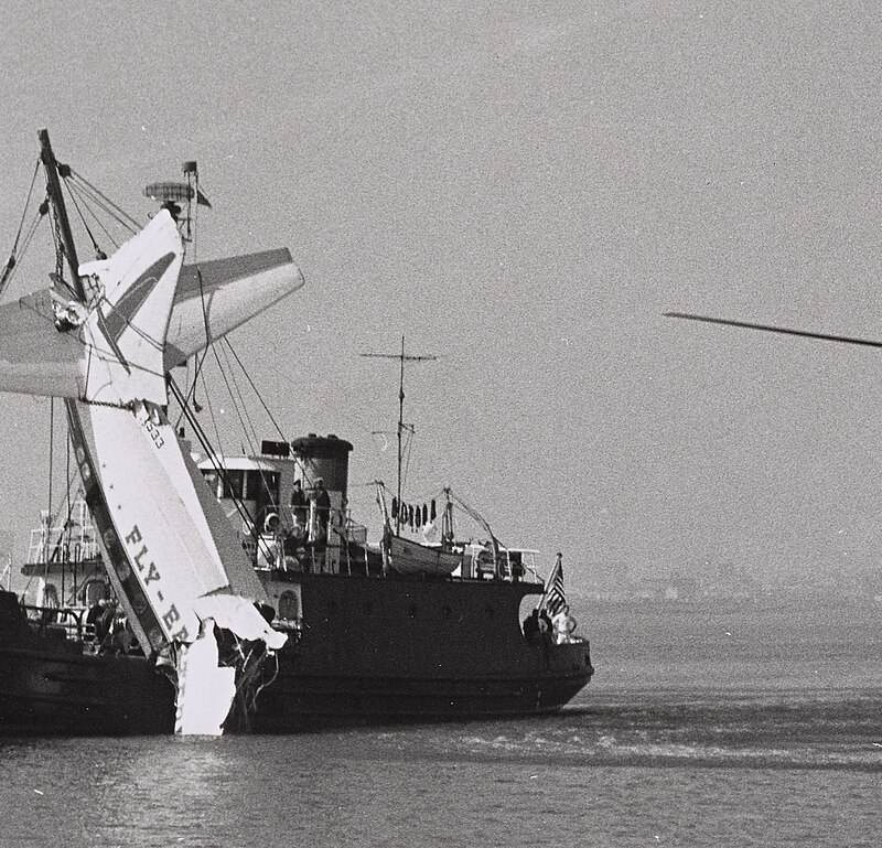 - Helicopter