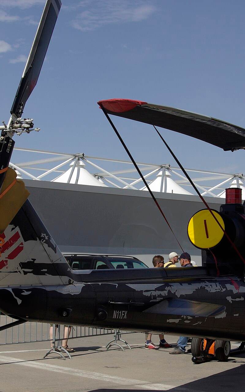 N11FX - Helicopter