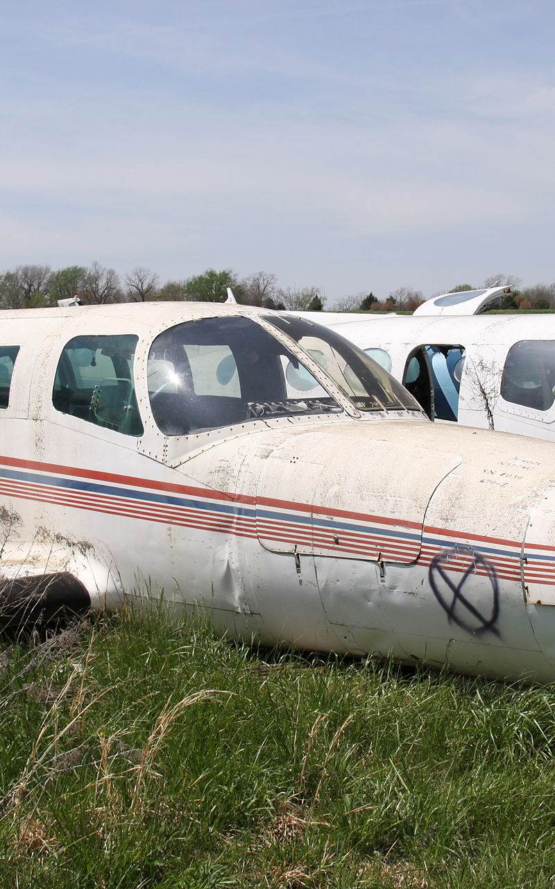 N5774C - Twin-engine aircraft