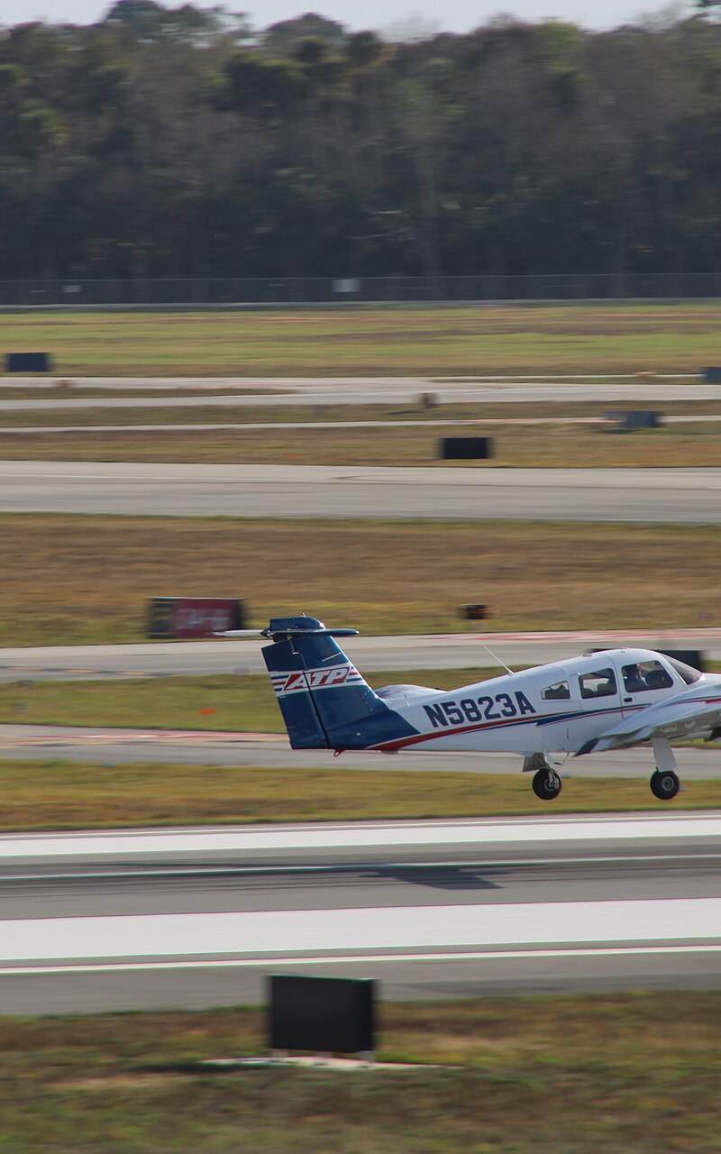 N5823A - Single-engine aircraft