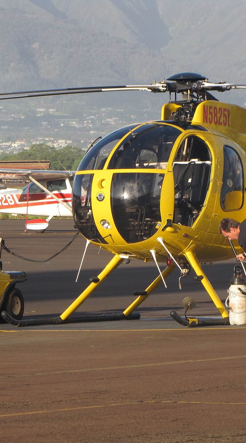 N58251 - Helicopter
