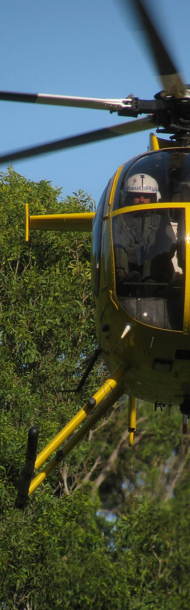 N58251 - Helicopter