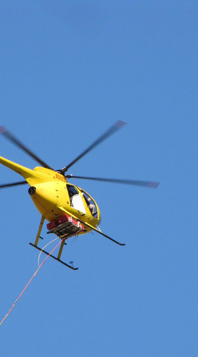 N58251 - Helicopter