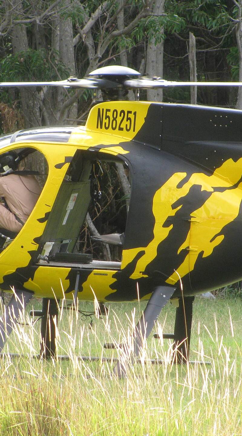 N58251 - Helicopter