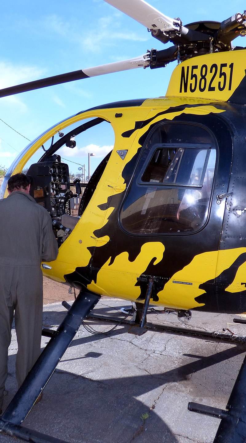 N58251 - Helicopter