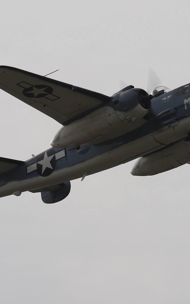  - Twin-engine aircraft