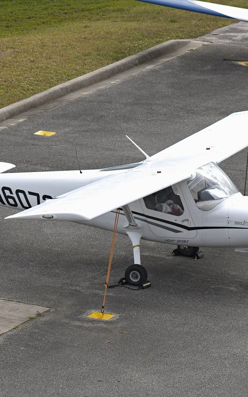 N6073W - Single-engine aircraft