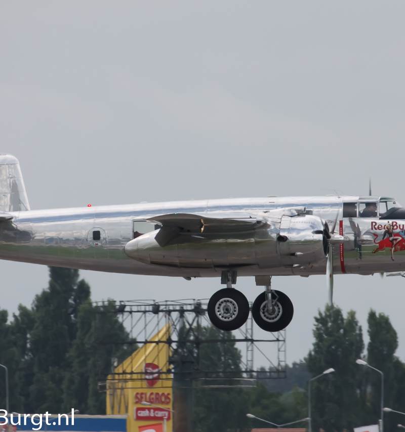  - Twin-engine aircraft