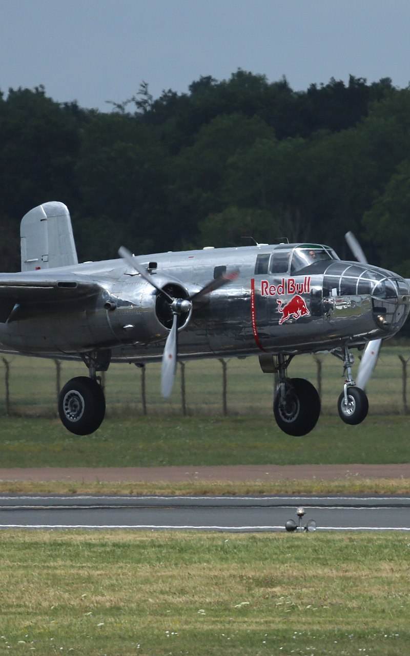  - Twin-engine aircraft