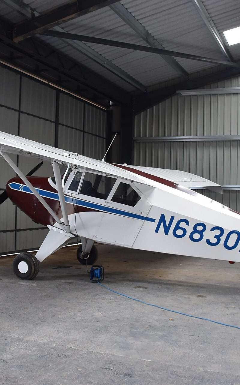 N6830B - Single-engine aircraft