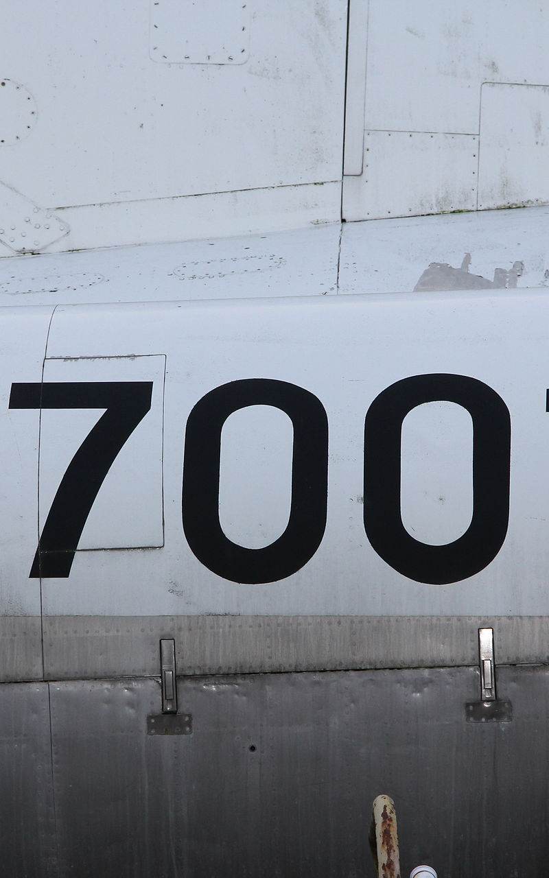 N7001U - Aircraft