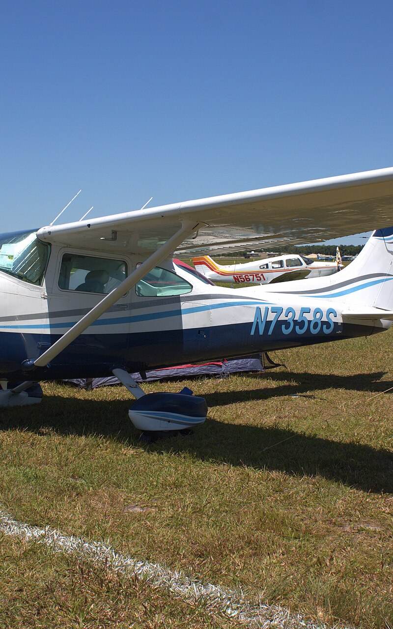 N7358S - Single-engine aircraft
