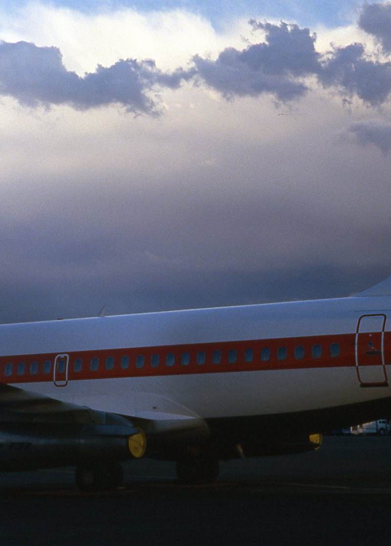 N7380F - Twin-engine aircraft