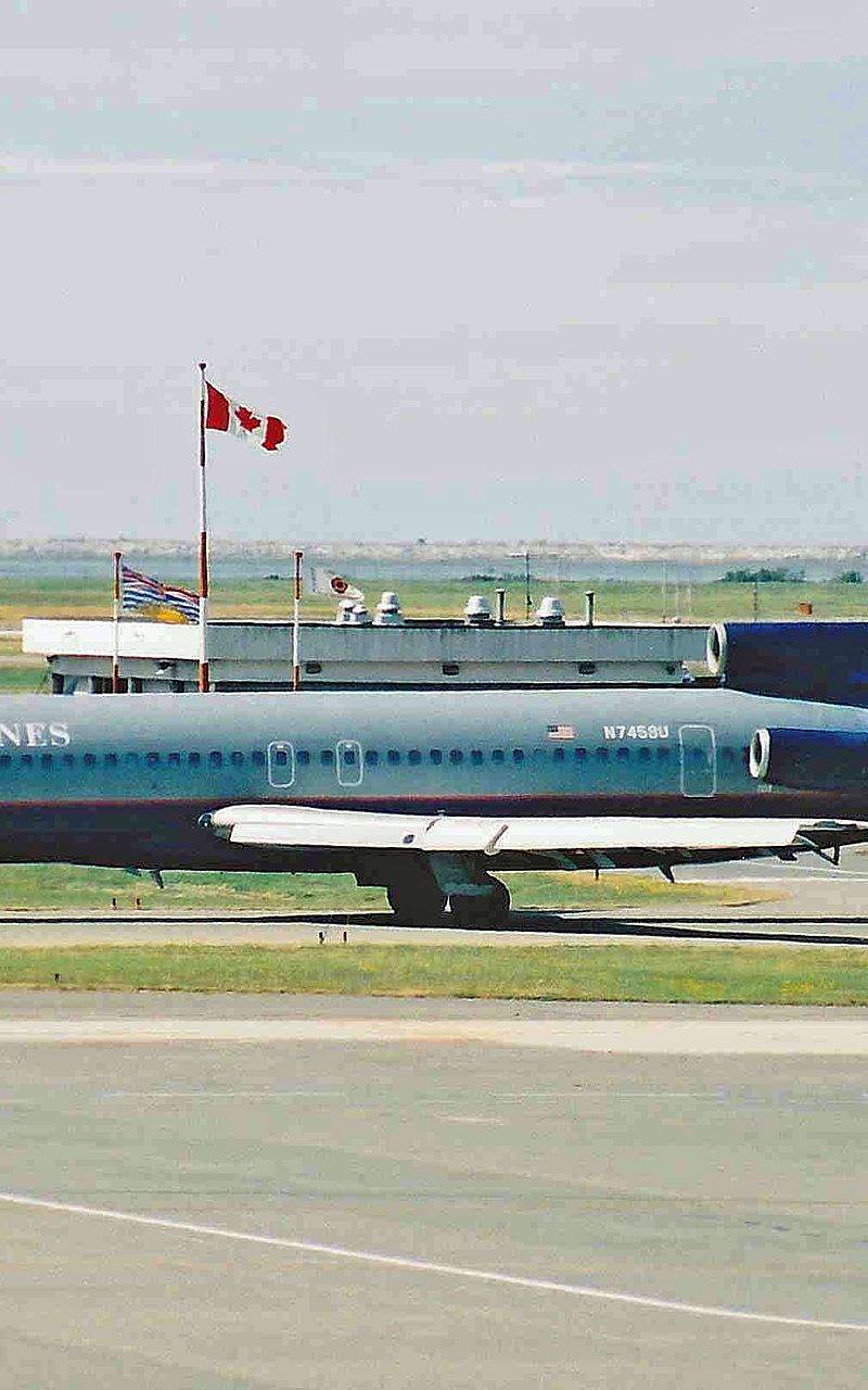 N7458U - Aircraft