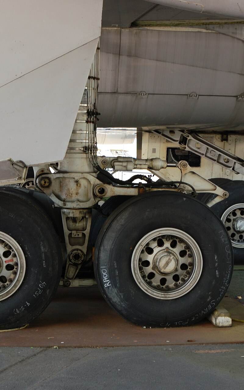 N7470 - Aircraft