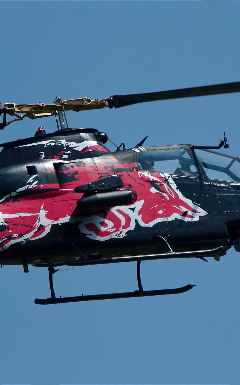 N11FX - Helicopter