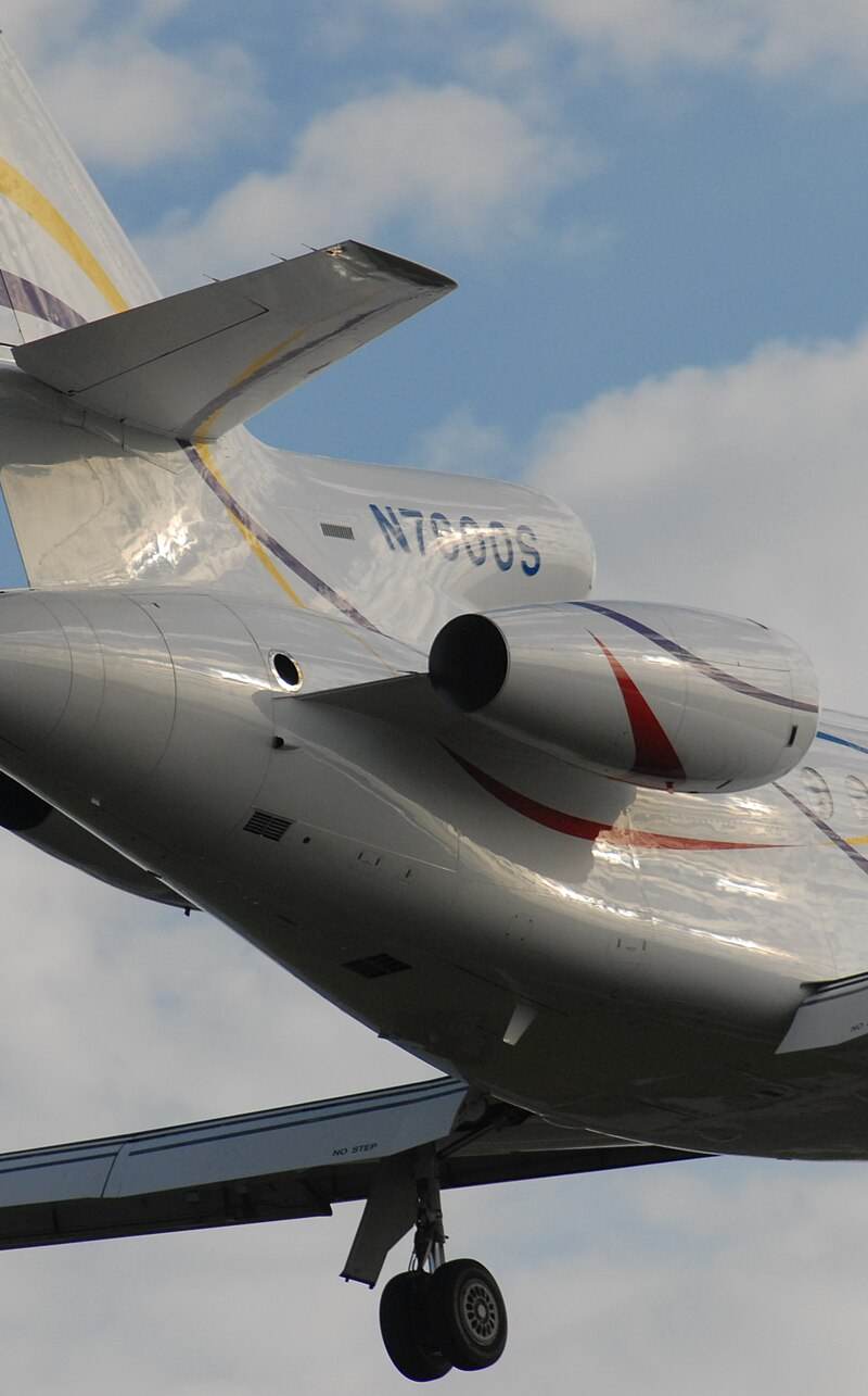 N7600S - Business jet