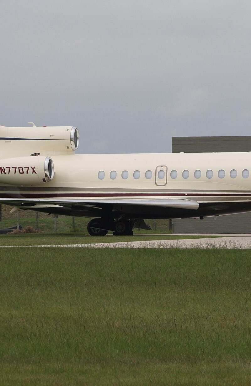 N7707X - Business jet