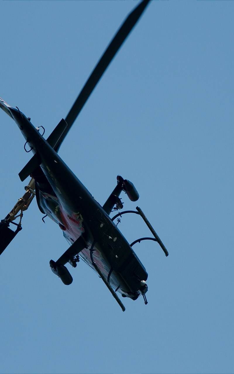 N11FX - Helicopter