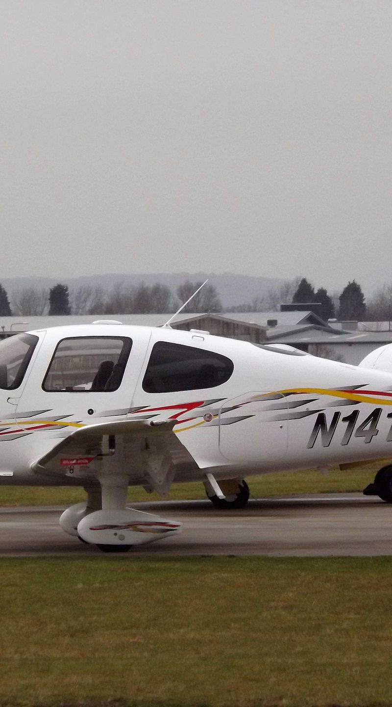 N141HT - Cirrus