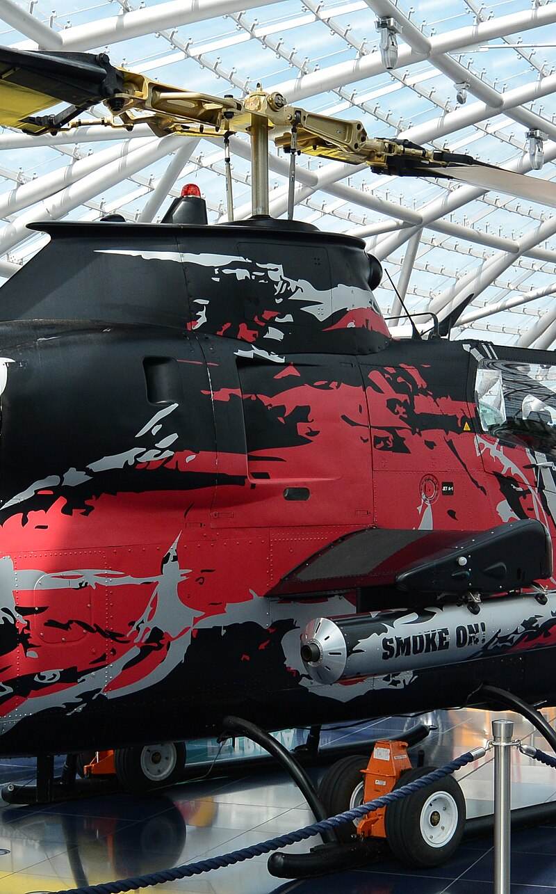 N11FX - Helicopter