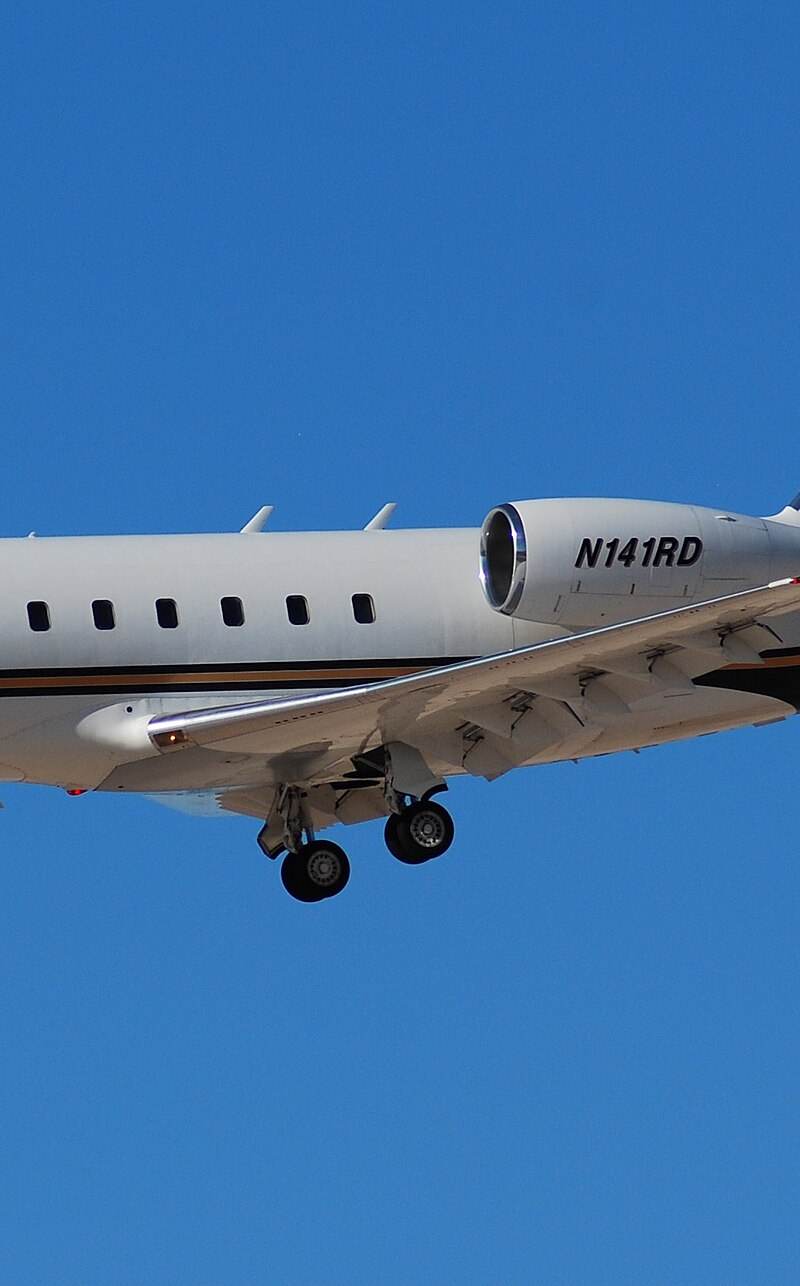 N141RD - Business jet