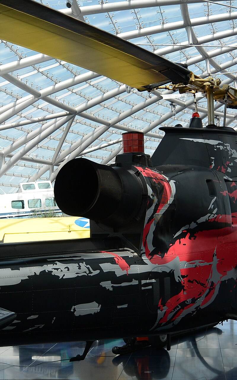 N11FX - Helicopter