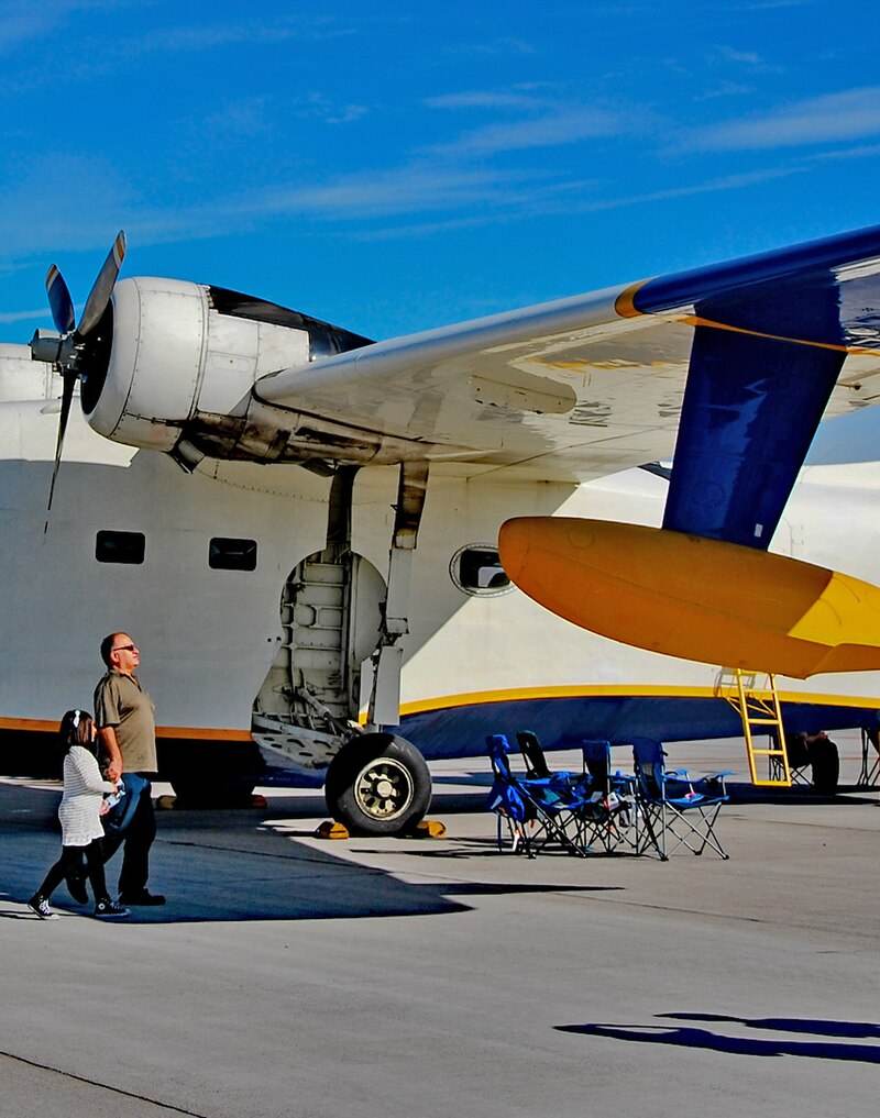 N7973B - Twin-engine aircraft