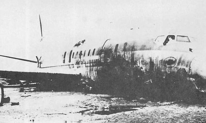 N8040U - Aircraft