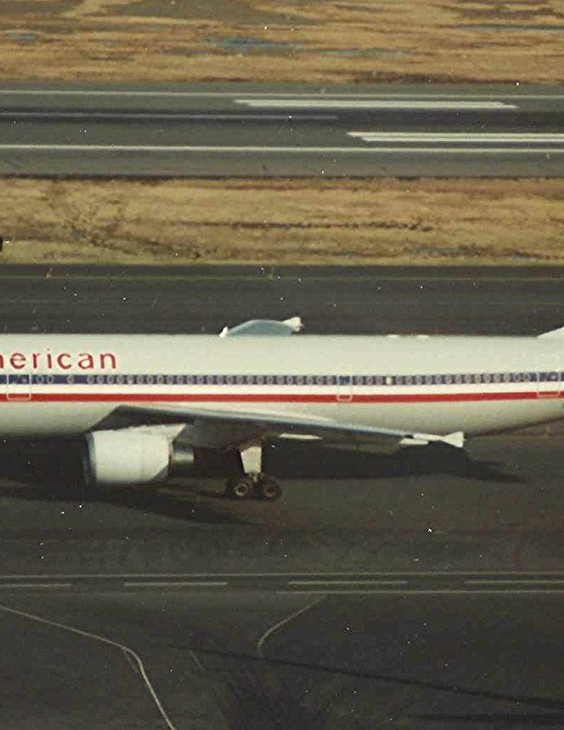 N8067A - Twin-engine aircraft