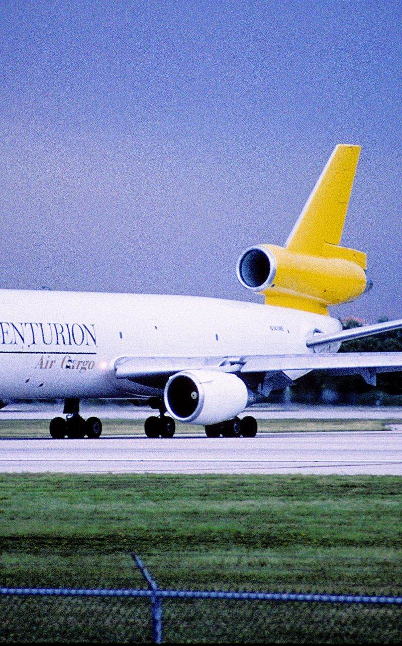 N141WE - Douglas