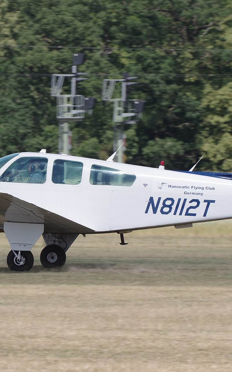 N8112T - Single-engine aircraft