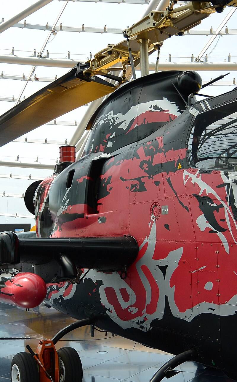 N11FX - Helicopter