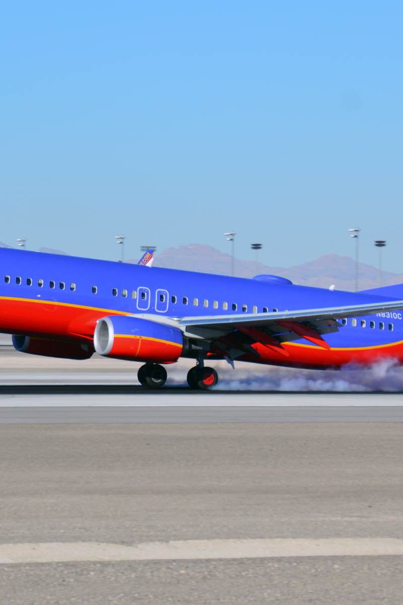 N8310C - Twin-engine aircraft