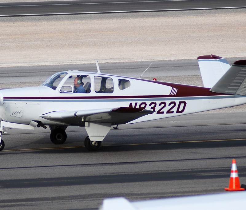 N8322D - Single-engine aircraft