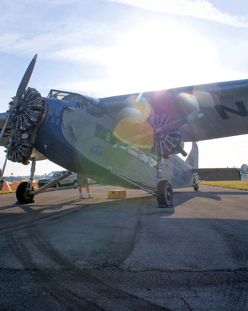 - Twin-engine aircraft