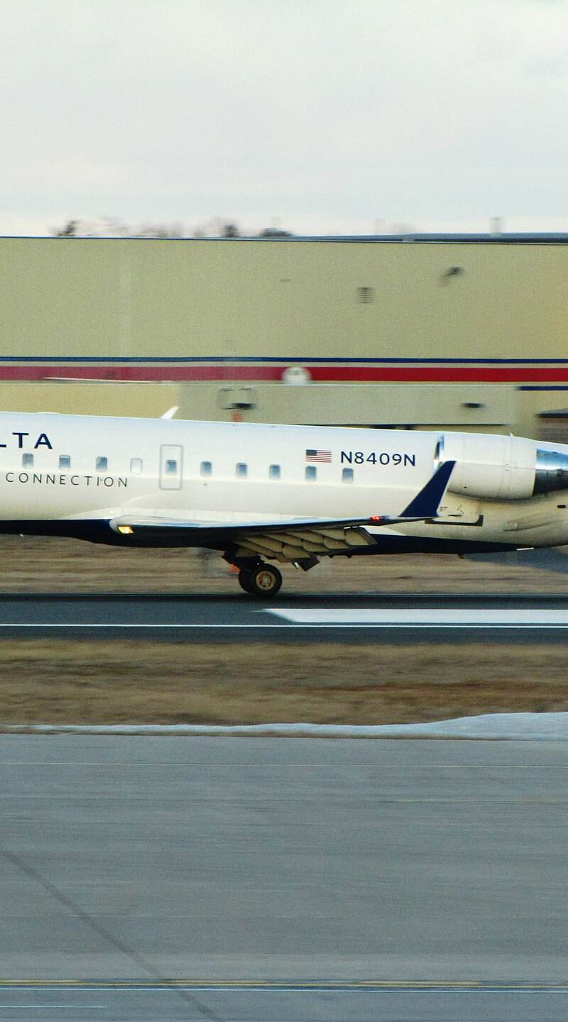 N8409N - Bombardier
