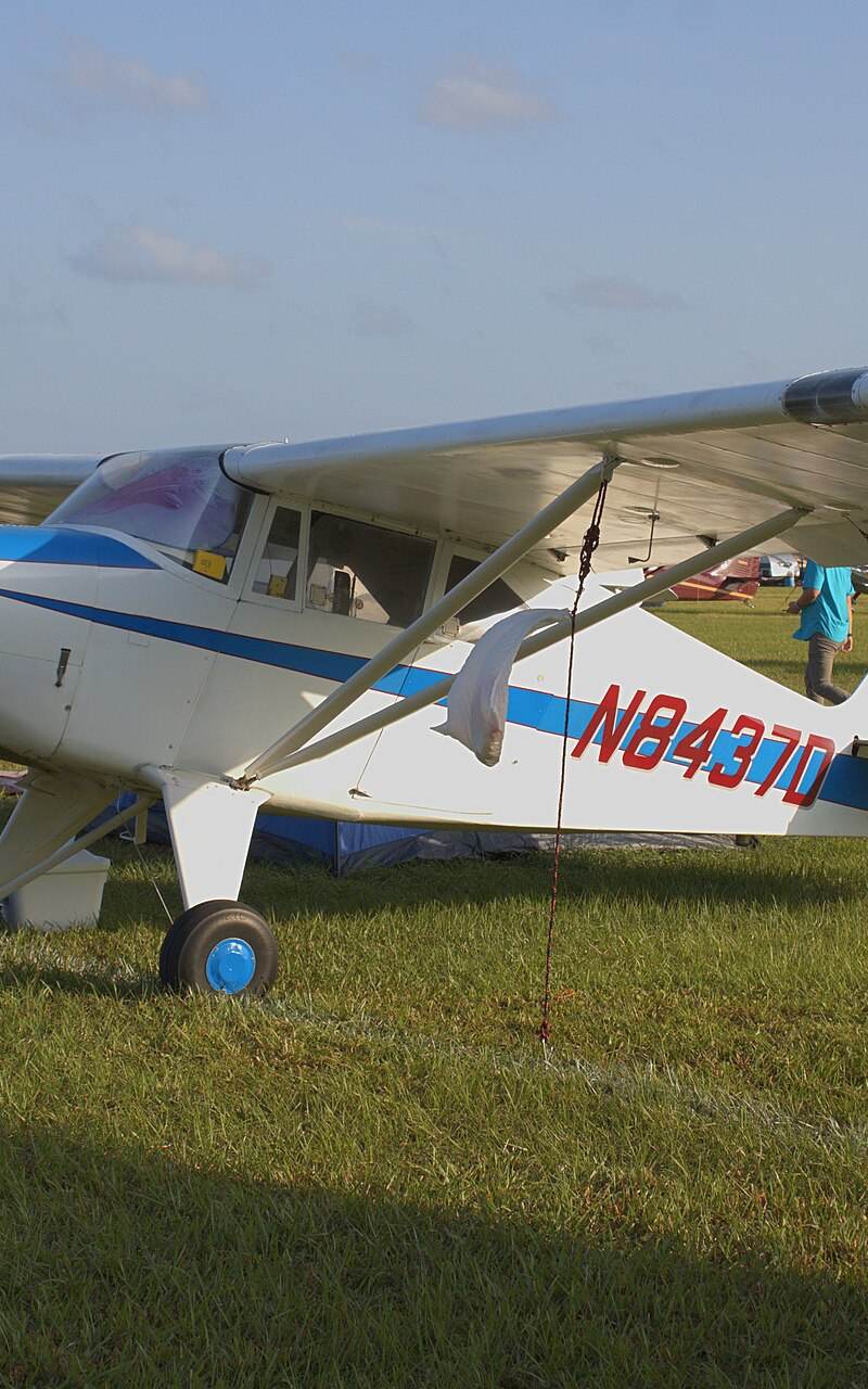 N8437D - Single-engine aircraft