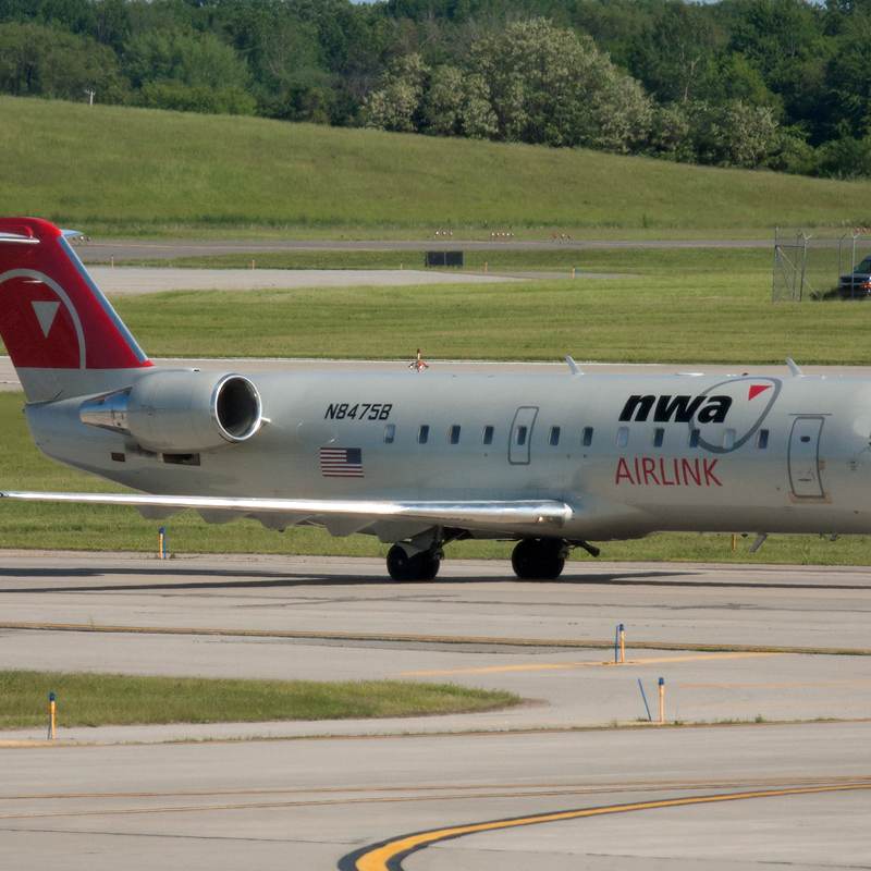 N8475B - Aircraft