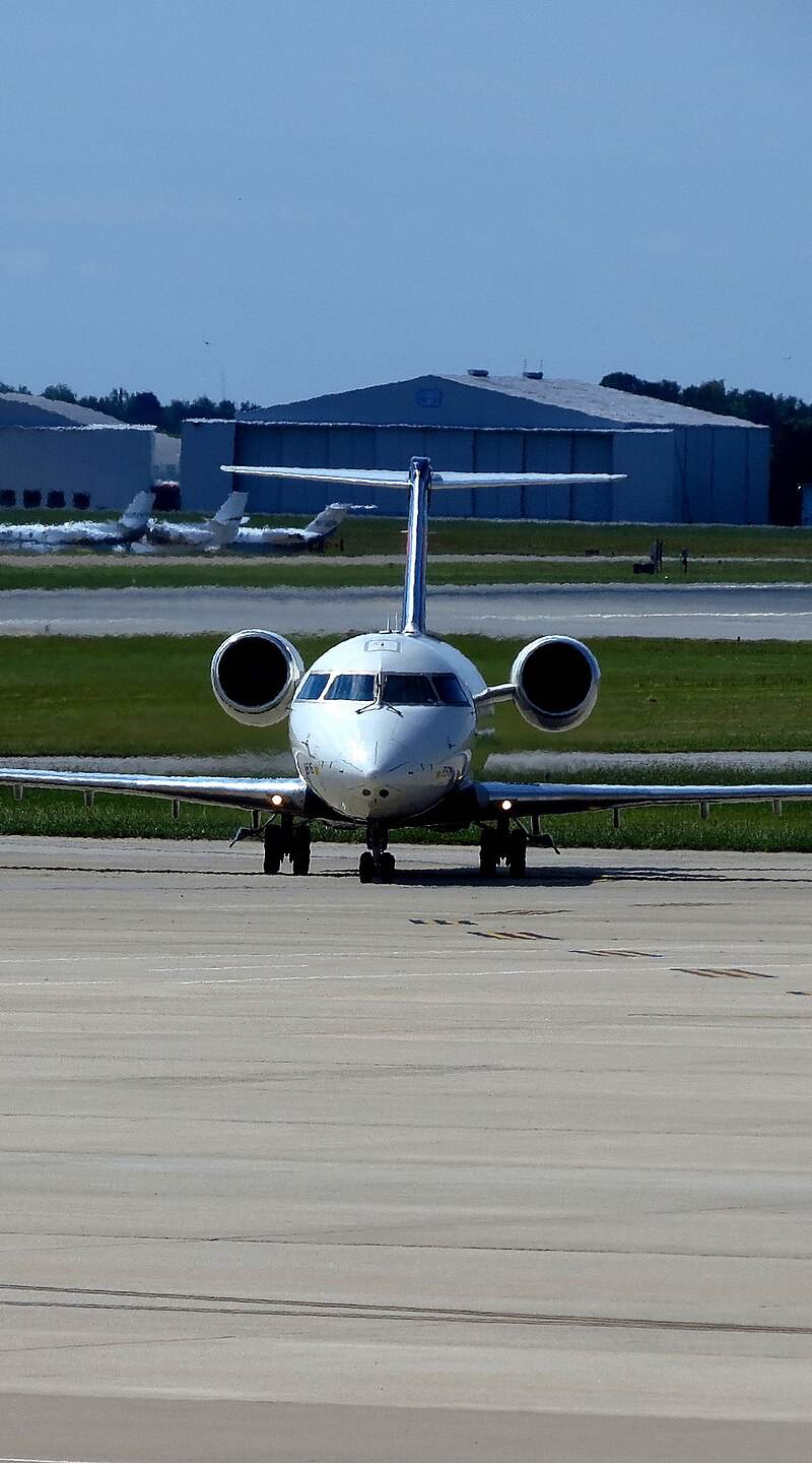 N8516C - Business jet